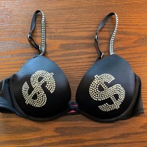 Victoria’s Secret PINK bling bra
